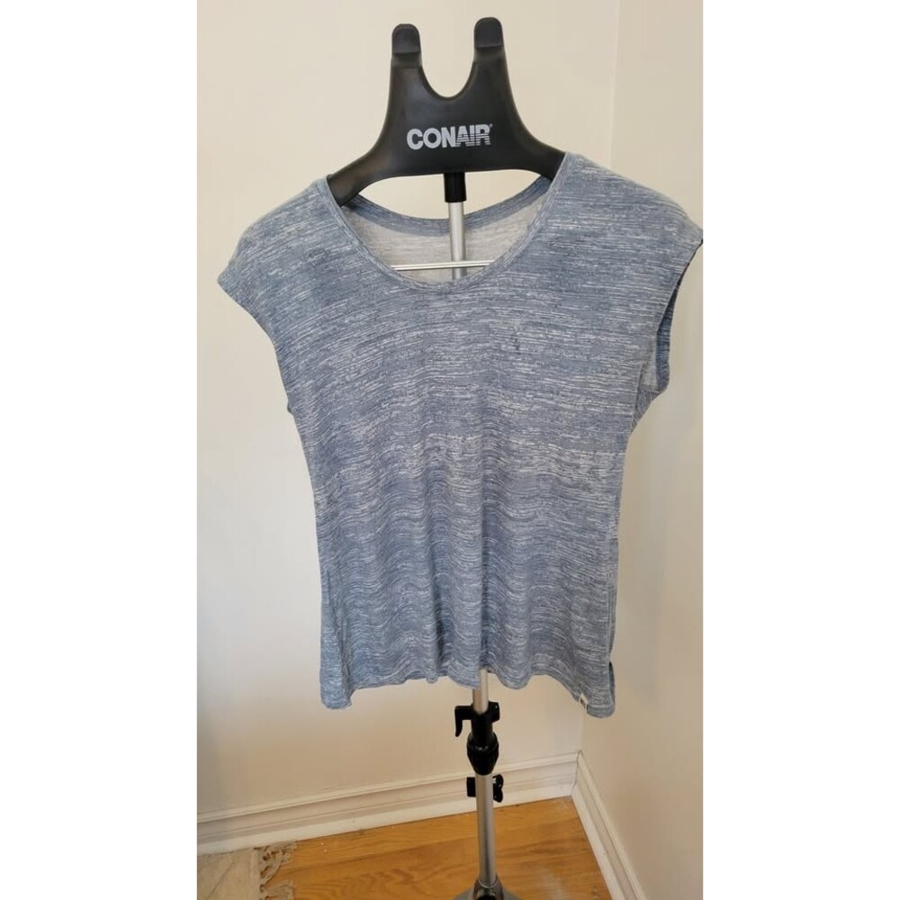 MEC t shift size medium